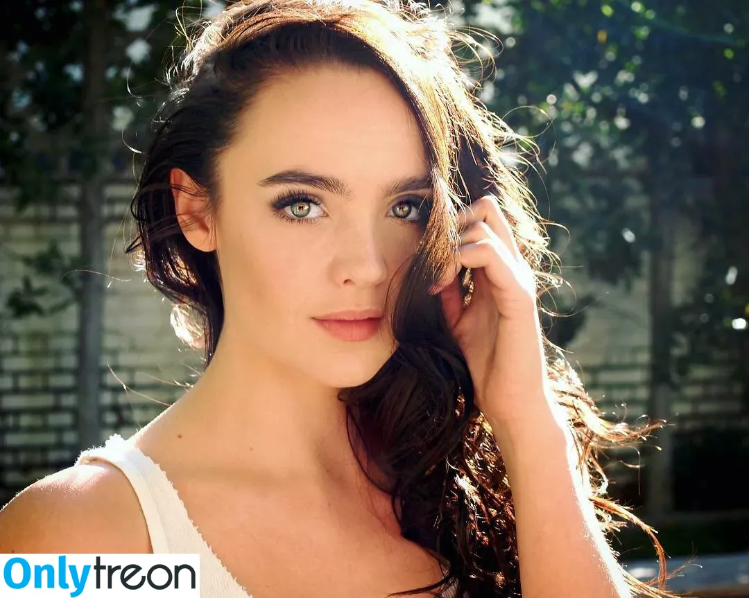 Stevie Lynn Jones nude photo #0058 (stevielynnjones)