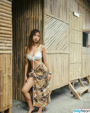 stiwaberi / ishiberries_ / nicepinays nude photo #0024