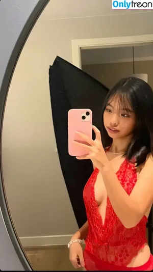 stiwaberi / ishiberries_ / nicepinays nude photo #0070