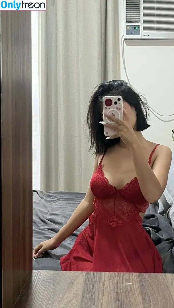 stiwaberi nude photo #0025 (ishiberries_ / nicepinays)