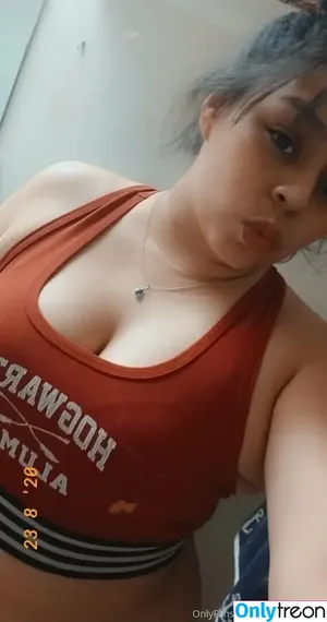 stonergirl_0420 / liammoranfanpageofficial nude photo #0012