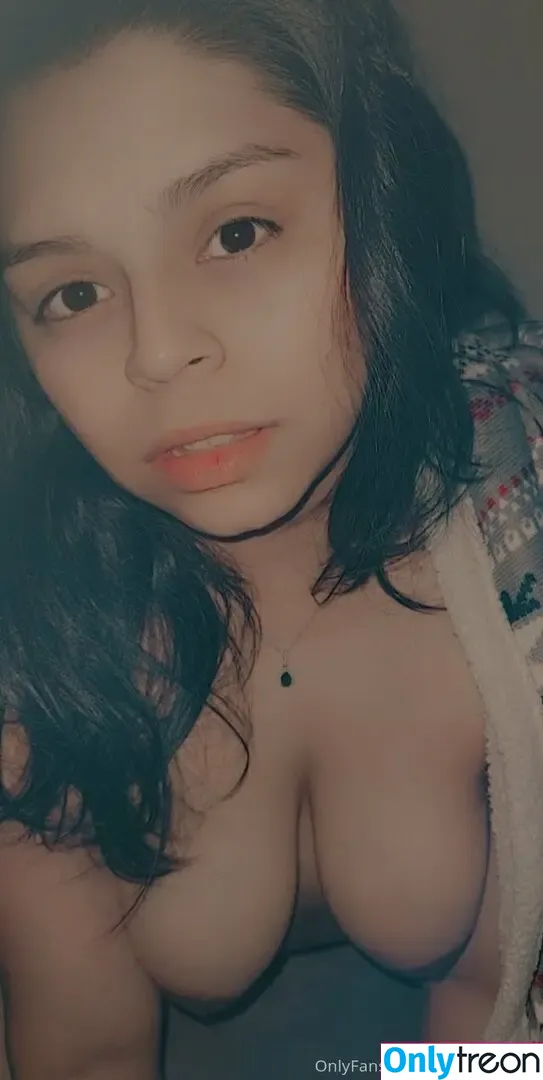 stonergirl_0420 nude photo #0019 (liammoranfanpageofficial)