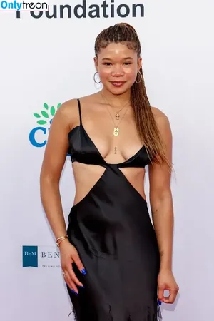 Storm Reid / stormikush / stormreid nude photo #0944