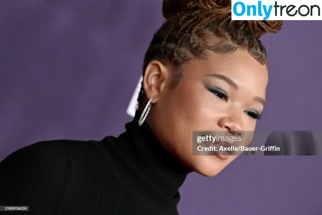 Storm Reid голая photo #0623 (stormikush / stormreid)