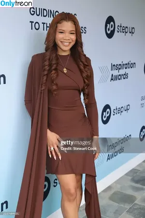 Storm Reid / stormikush / stormreid nude photo #1009