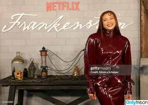 Storm Reid / stormikush / stormreid фото голая #1054