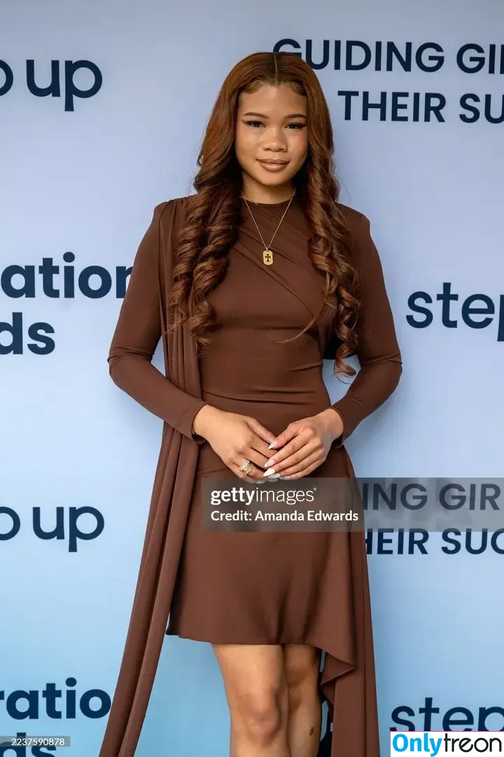 Storm Reid nude photo #1022 (stormikush / stormreid)