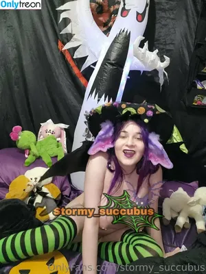 Stormy Succubus / stormy_loves_u / stormy_succubus фото голая #0780