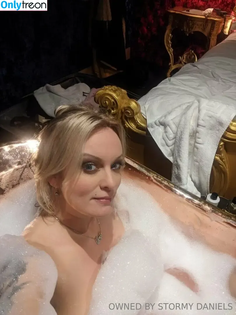 stormydaniels голая photo #0105 (thestormydaniels)