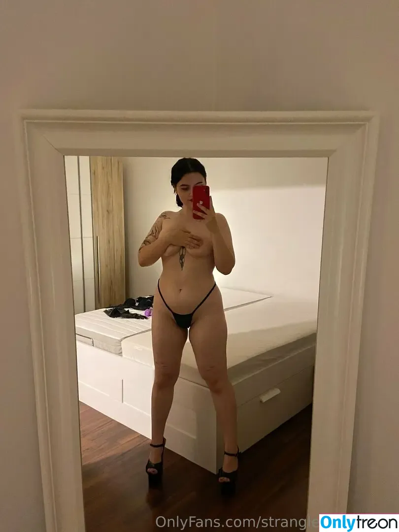 strangledangelfree nude photo #0023 (strangledangelfree)