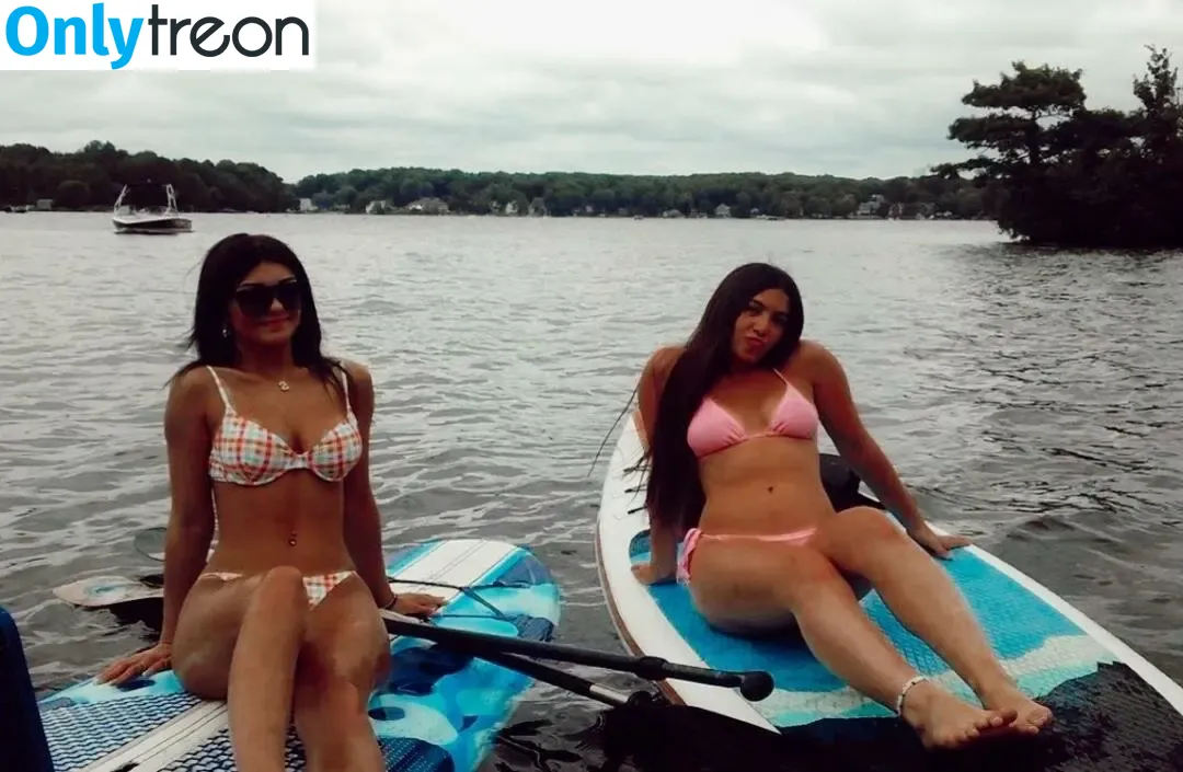 Stratton Zenick nude photo #0036 (Strattonn222 / livelaughcryanddie / melissastratton / stratton3148)