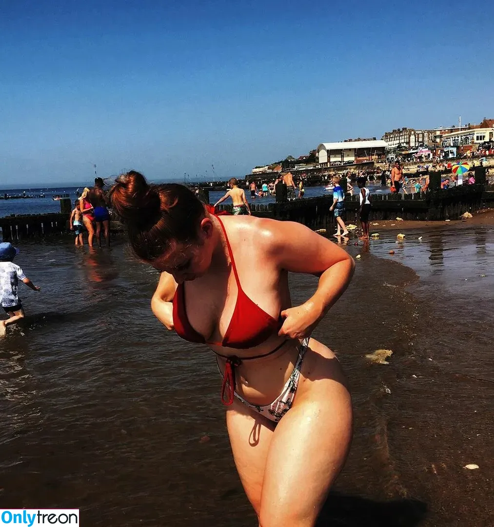 Strawberrrrycake nude photo #0025 (Strawberrrrycake)