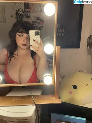 strawberryxfnta / Peachxbrat / notreallyjcm nude photo #0004
