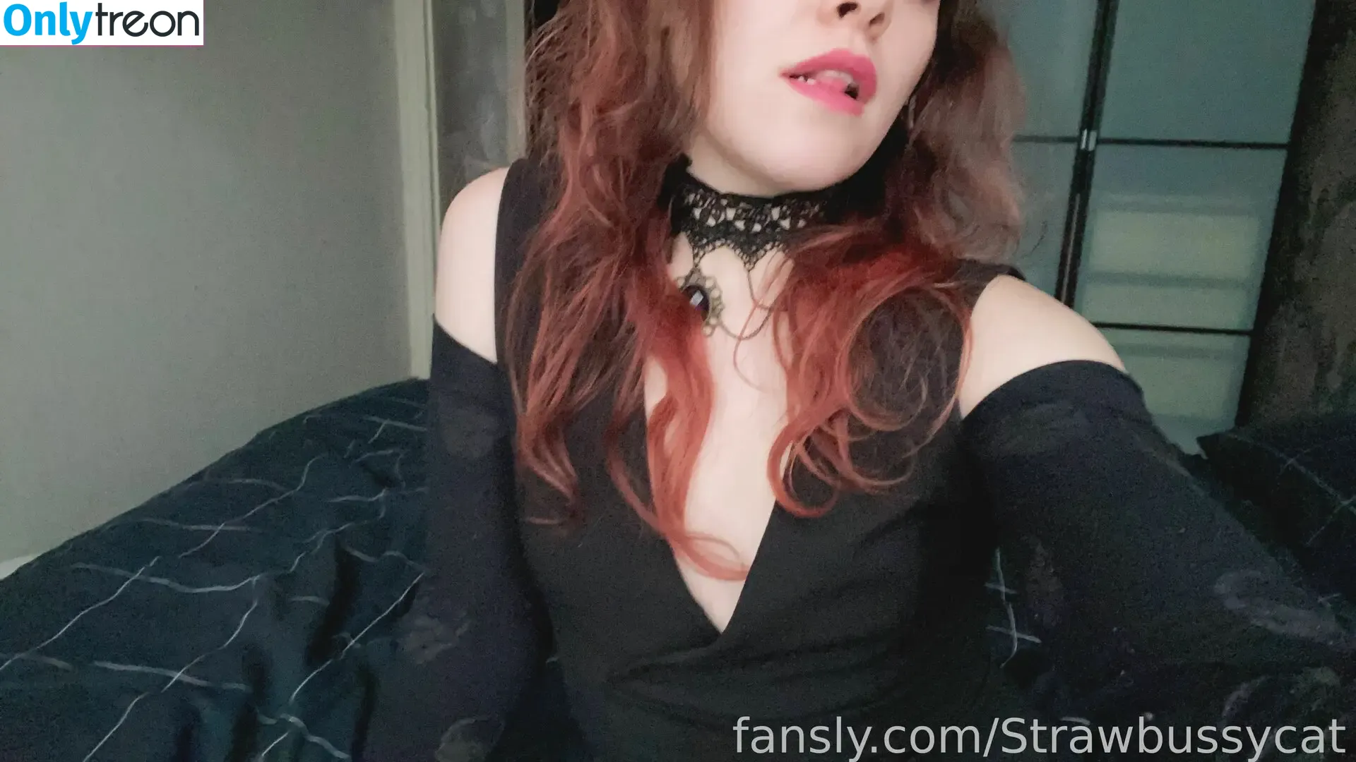 Strawbussycat nude photo #0019 (Strawbussycat)