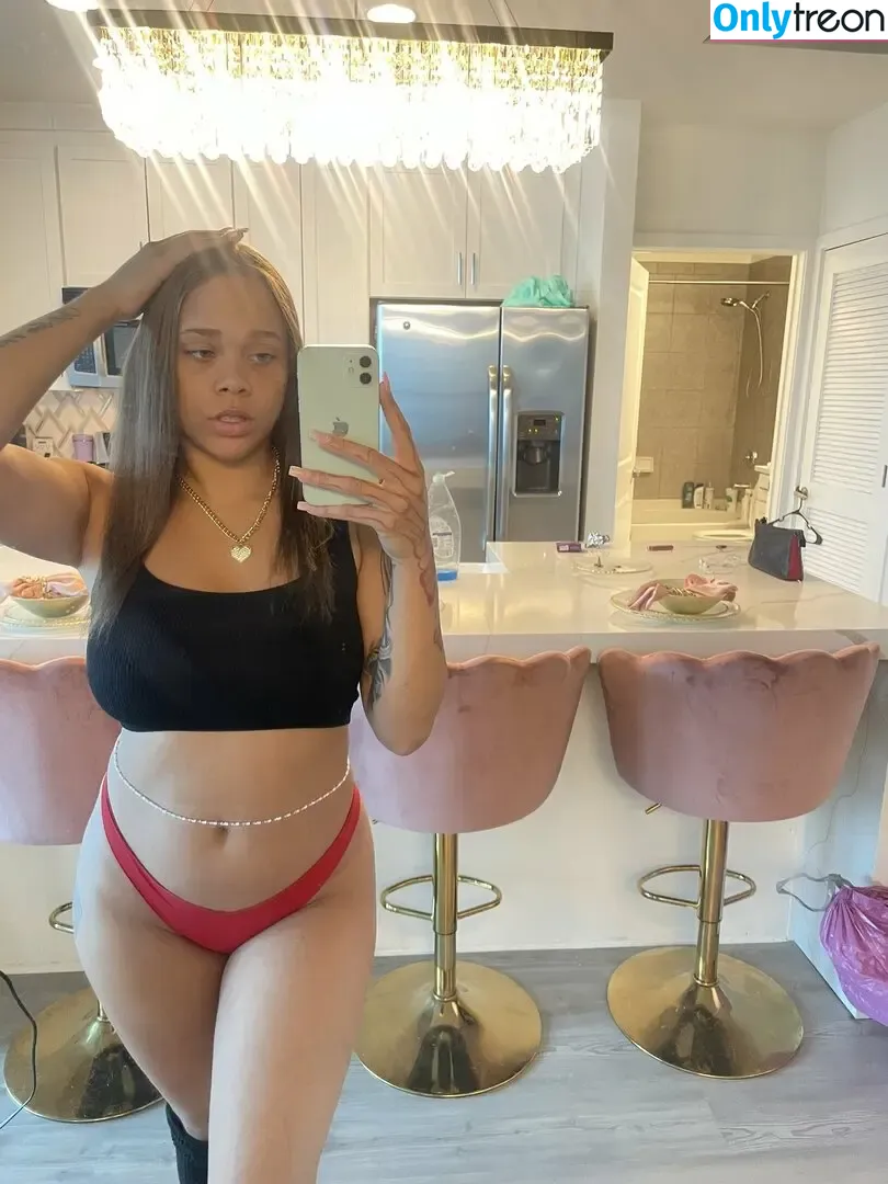 strictlykaylanibaby голая photo #0005 (iamkaylanicole)