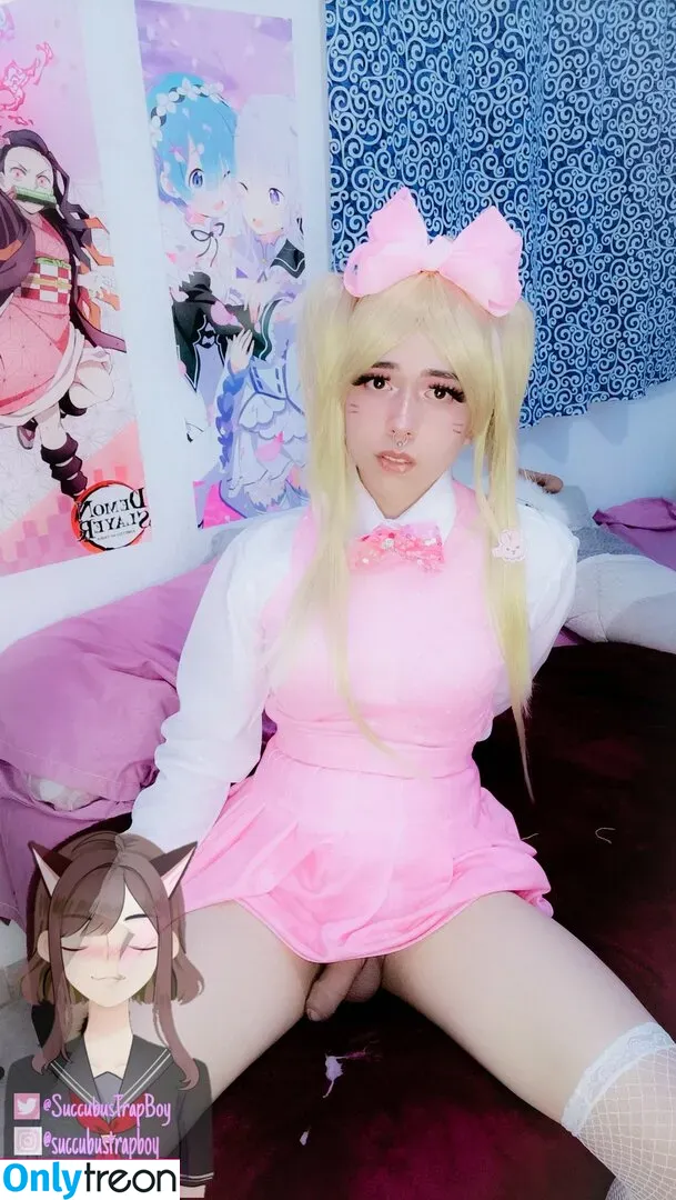 Succubus голая photo #0002 (SuccubusTrapBoy / realtrapboy)