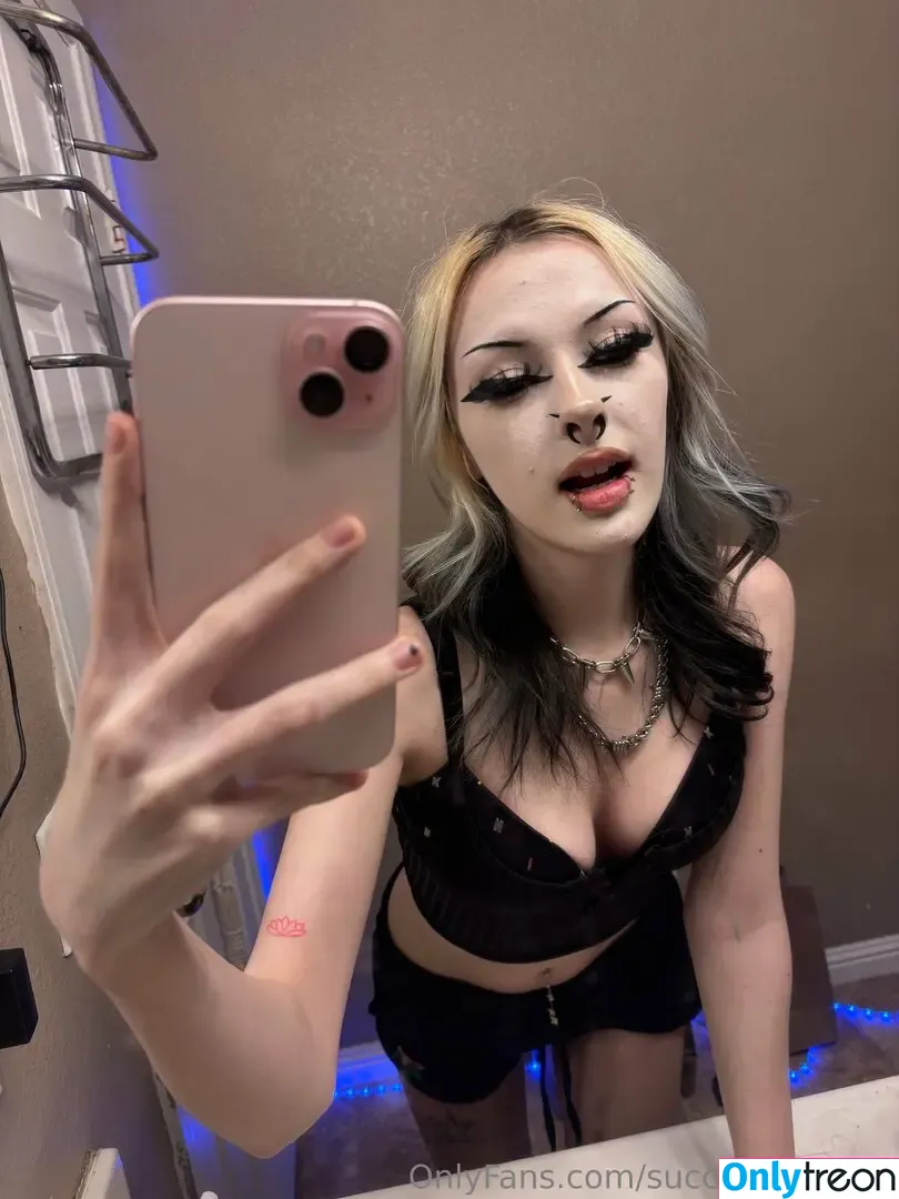 succubuscandy nude photo #0031 (succubuscandyy)