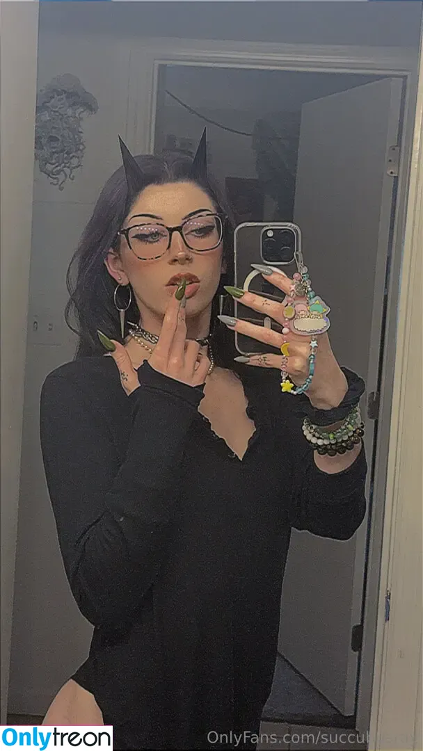 succubusray nude photo #0021 (succubusrayray)