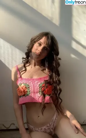 Sugar Boogerz / Laurel Driskill / Quiet Creative ASMR / qweensativa / sugar_boogerz / user nude photo #0075