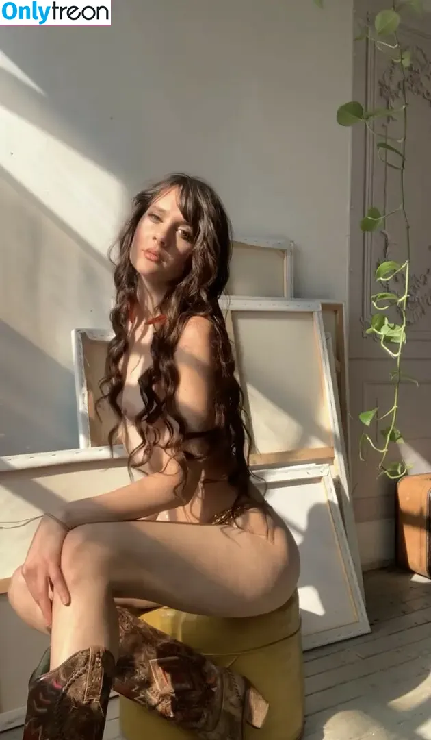 Sugar Boogerz nude photo #0033 (Laurel Driskill / Quiet Creative ASMR / qweensativa / sugar_boogerz / user)