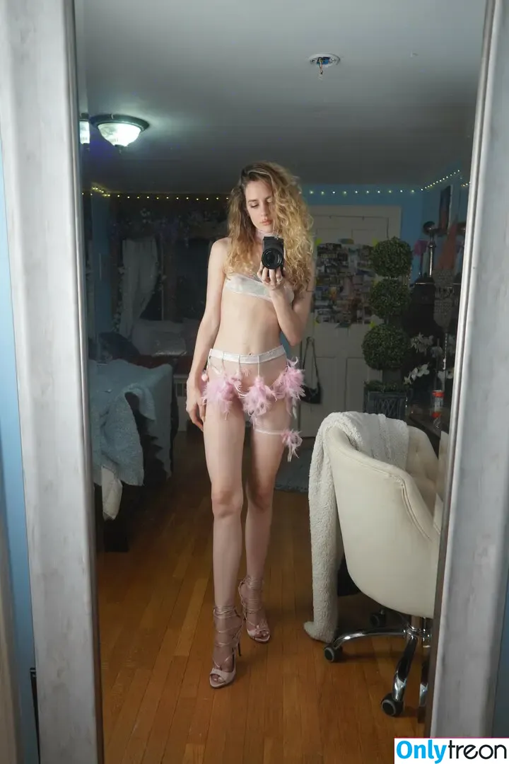 Sugar Boogerz nude photo #0043 (Laurel Driskill / Quiet Creative ASMR / qweensativa / sugar_boogerz / user)