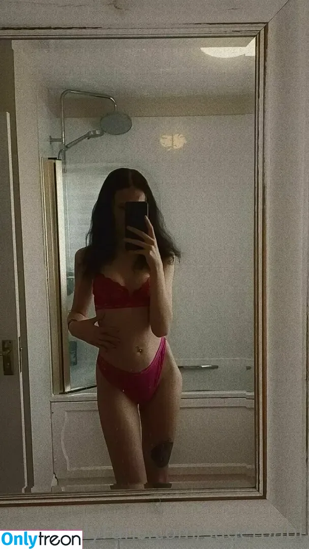 sugerbabi nude photo #0012 (sugerbabi)