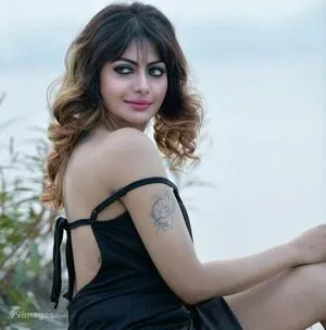 Suhaani Laskar / suhaanilaskar nude photo #0012
