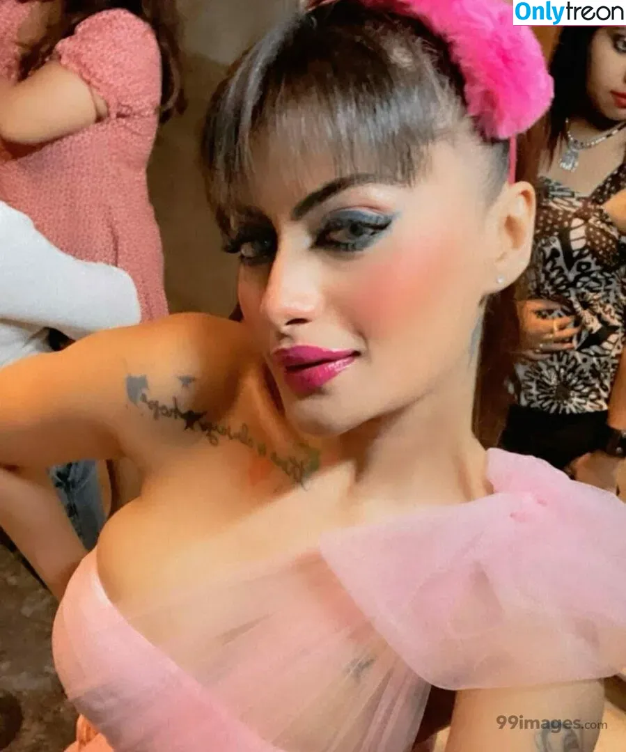 Suhaani Laskar nude photo #0029 (suhaanilaskar)