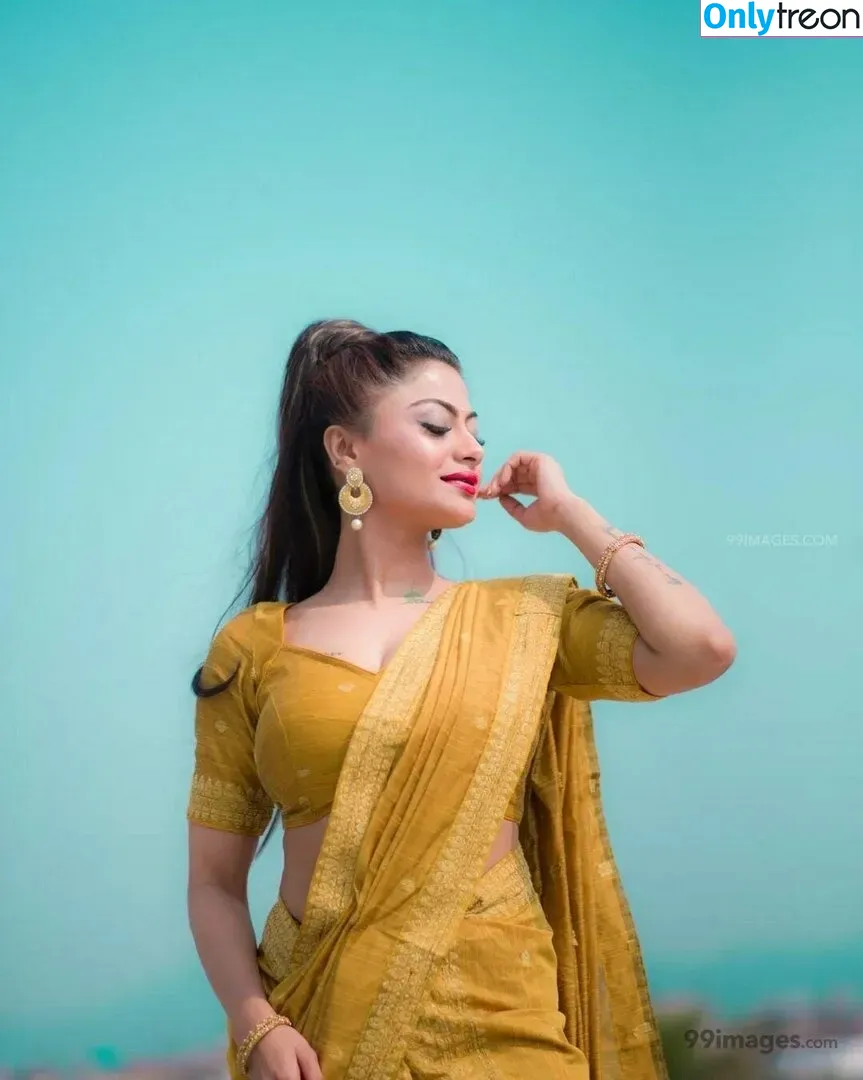 Suhaani Laskar nude photo #0032 (suhaanilaskar)