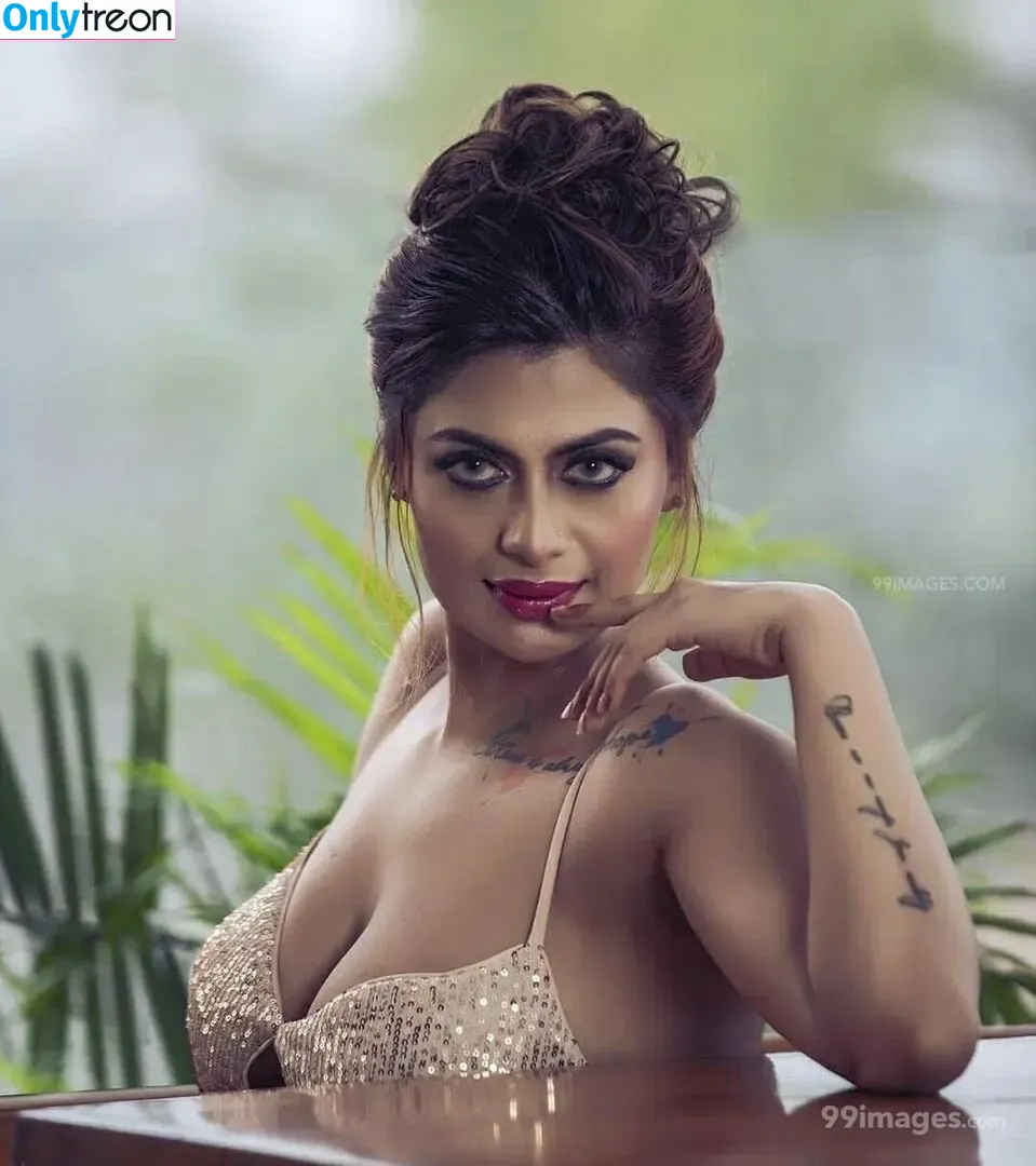 Suhaani Laskar nude photo #0084 (suhaanilaskar)