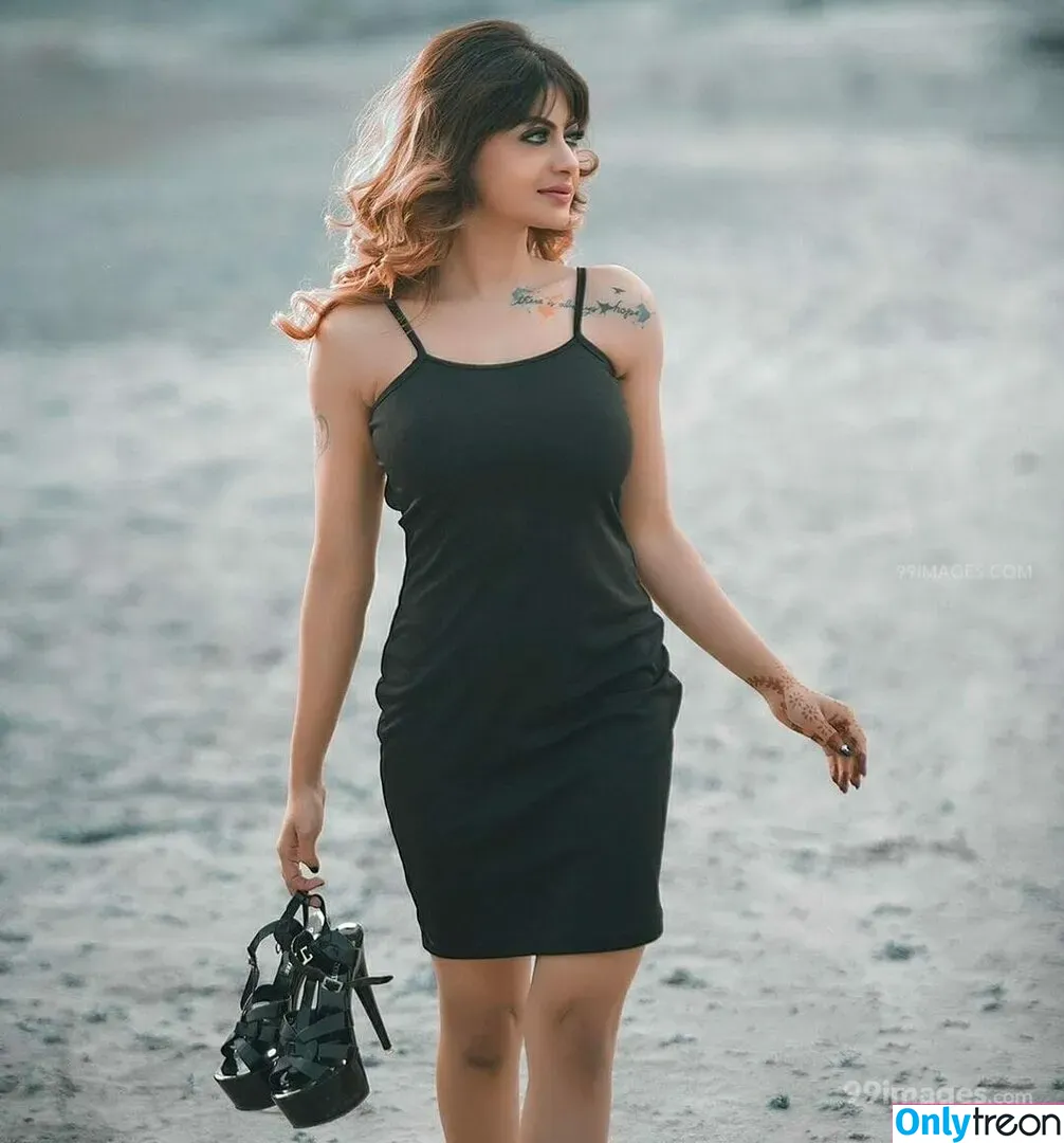 Suhaani Laskar nude photo #0086 (suhaanilaskar)
