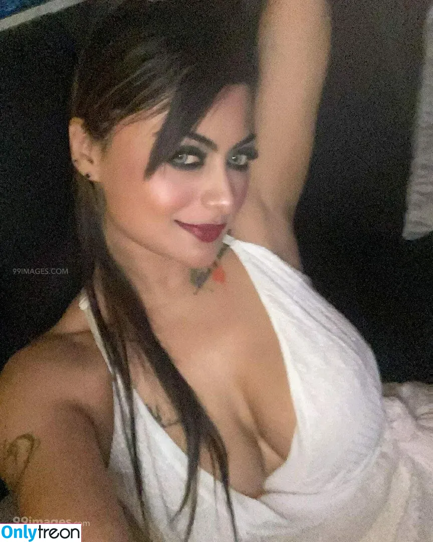 Suhaani Laskar nude photo #0128 (suhaanilaskar)