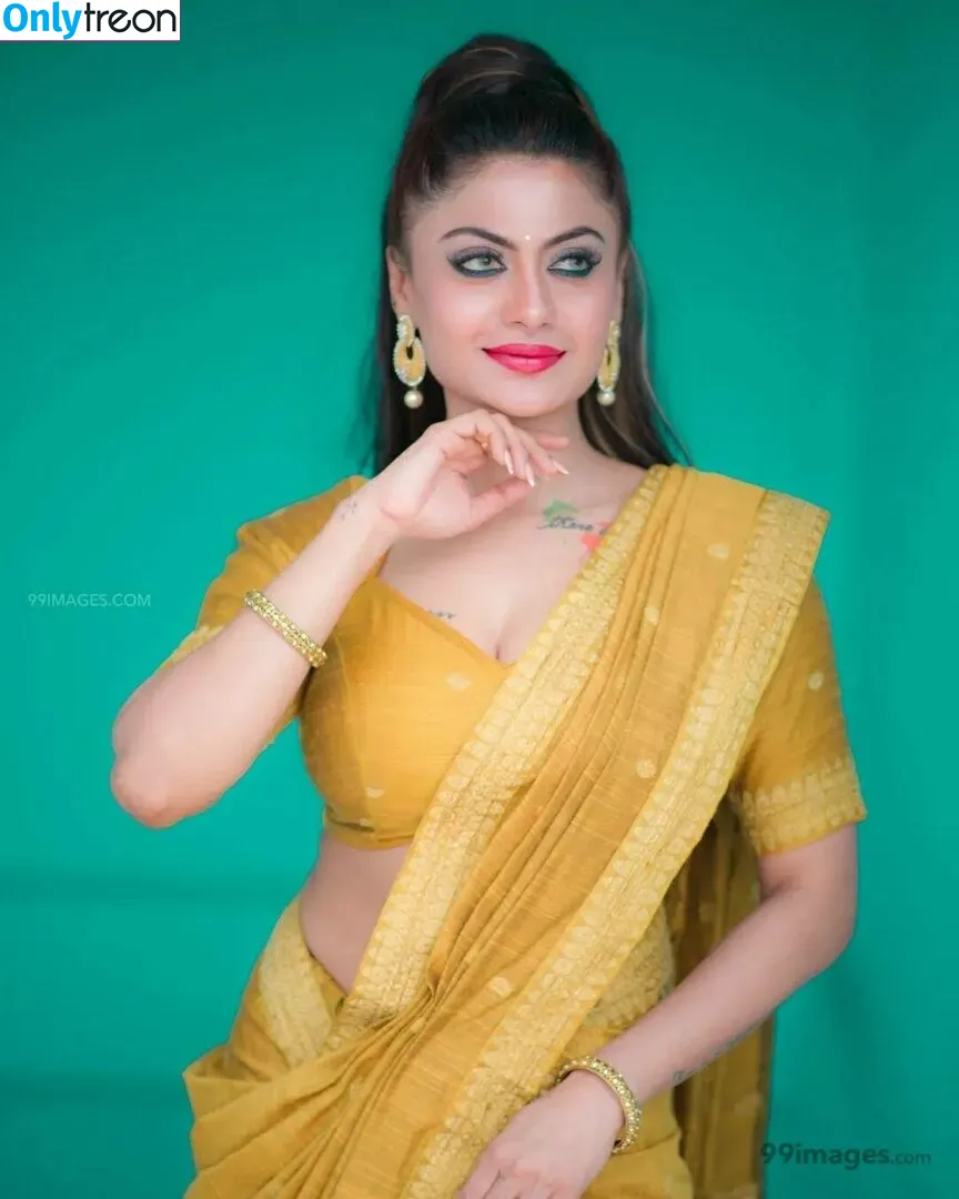 Suhaani Laskar nude photo #0166 (suhaanilaskar)