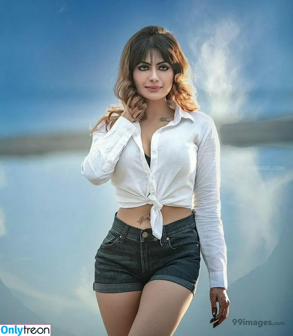 Suhaani Laskar nude photo #0167 (suhaanilaskar)