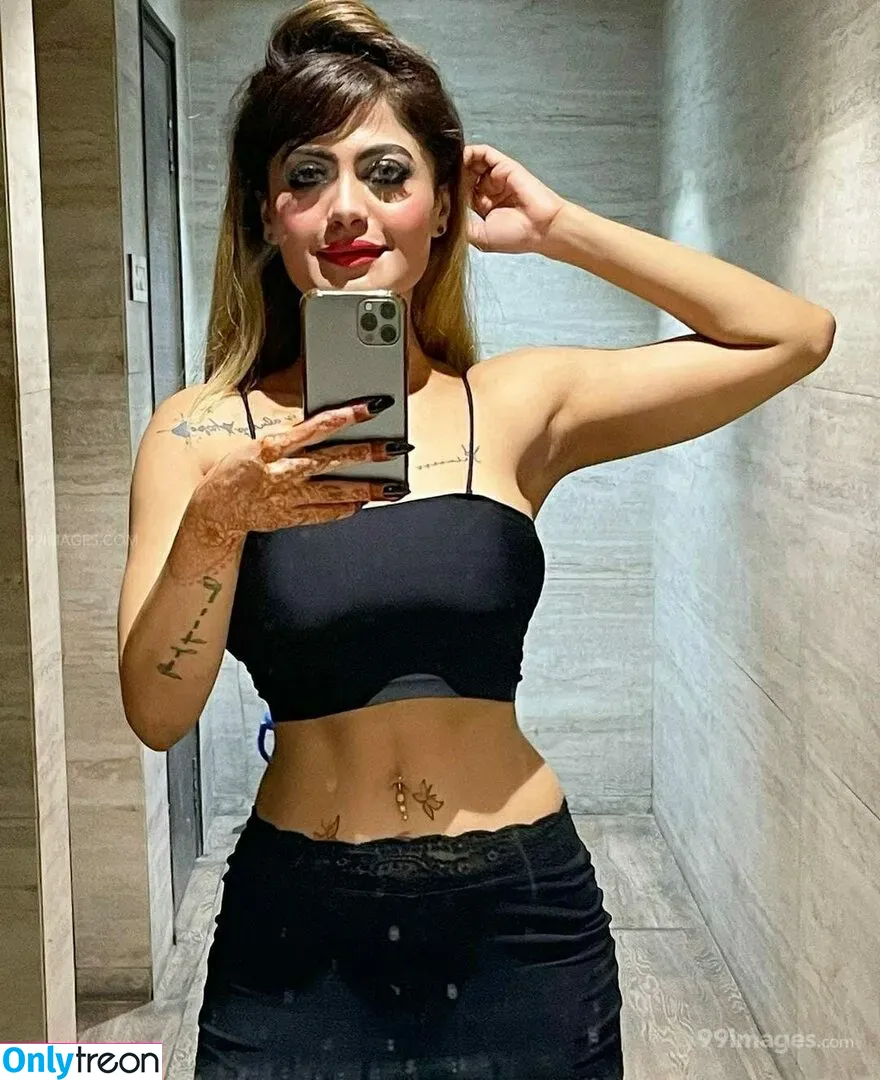 Suhaani Laskar nude photo #0186 (suhaanilaskar)