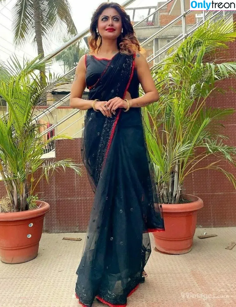 Suhaani Laskar nude photo #0203 (suhaanilaskar)