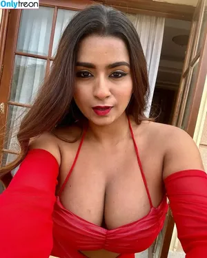 Suhana Khan / __suhuuu__ nude photo #0490