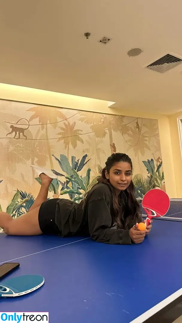 Suhana Khan nude photo #0475 (__suhuuu__)