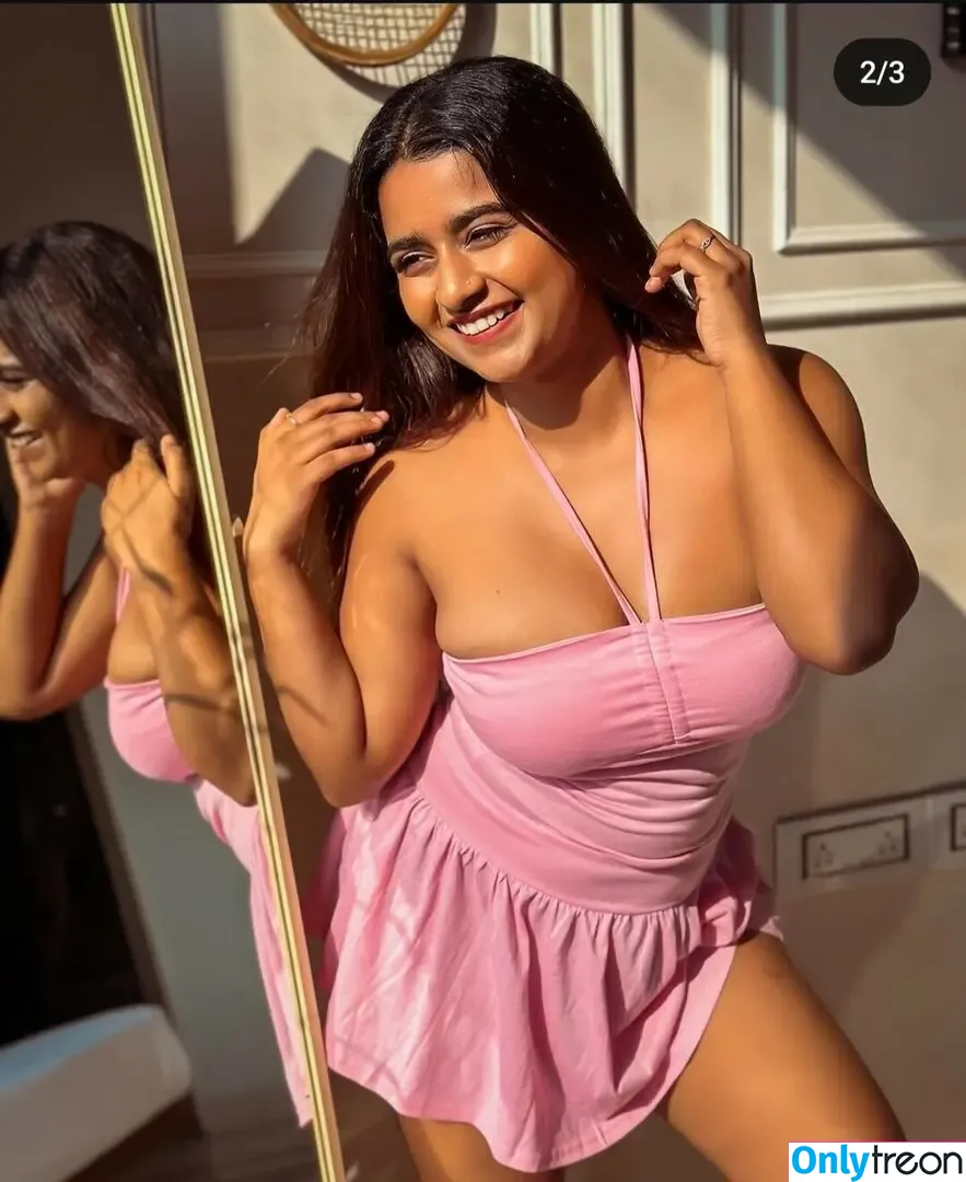 Suhana Khan nude photo #0503 (__suhuuu__)