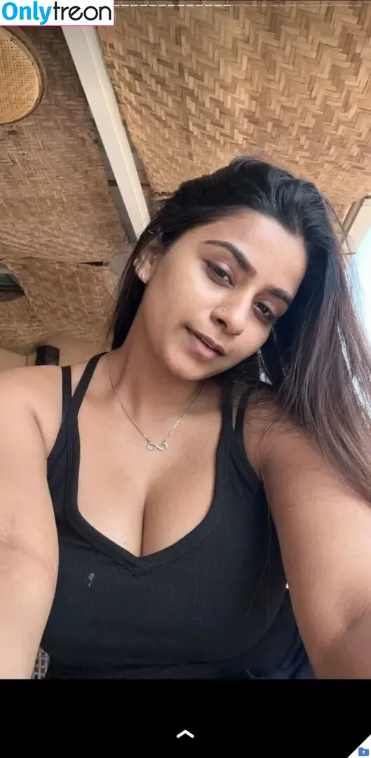 Suhana Khan nude photo #0576 (__suhuuu__)