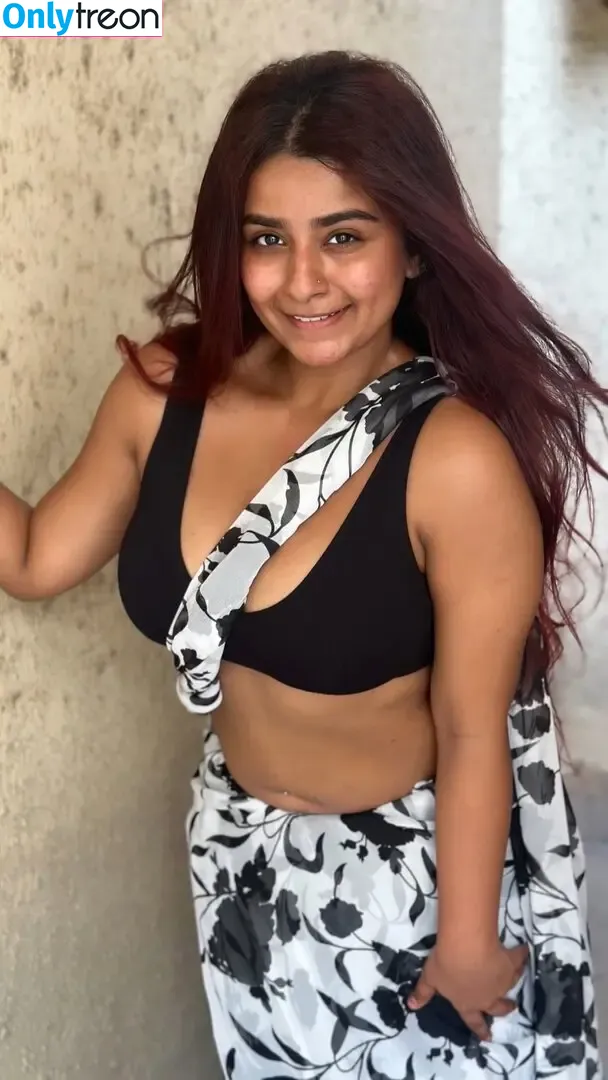 Suhana Khan nude photo #0854 (__suhuuu__)