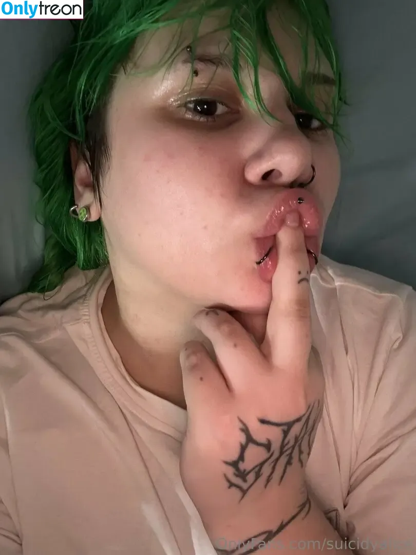 suicidyalice nude photo #0121 (suicidyalice)
