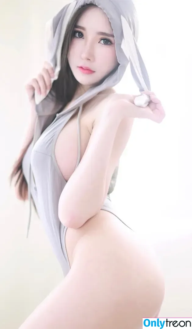 Sukanya Moey голая photo #0098 (sukanya_moey)