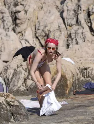 Suki Waterhouse / sukiwaterhouse фото голая #0305
