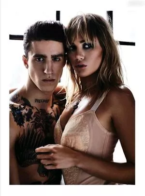 Suki Waterhouse / sukiwaterhouse фото голая #0321