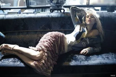 Suki Waterhouse / sukiwaterhouse фото голая #0329