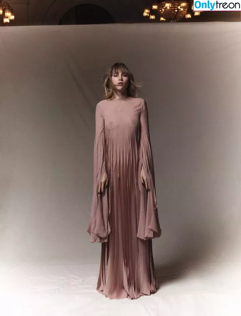 Suki Waterhouse голая photo #0366 (sukiwaterhouse)