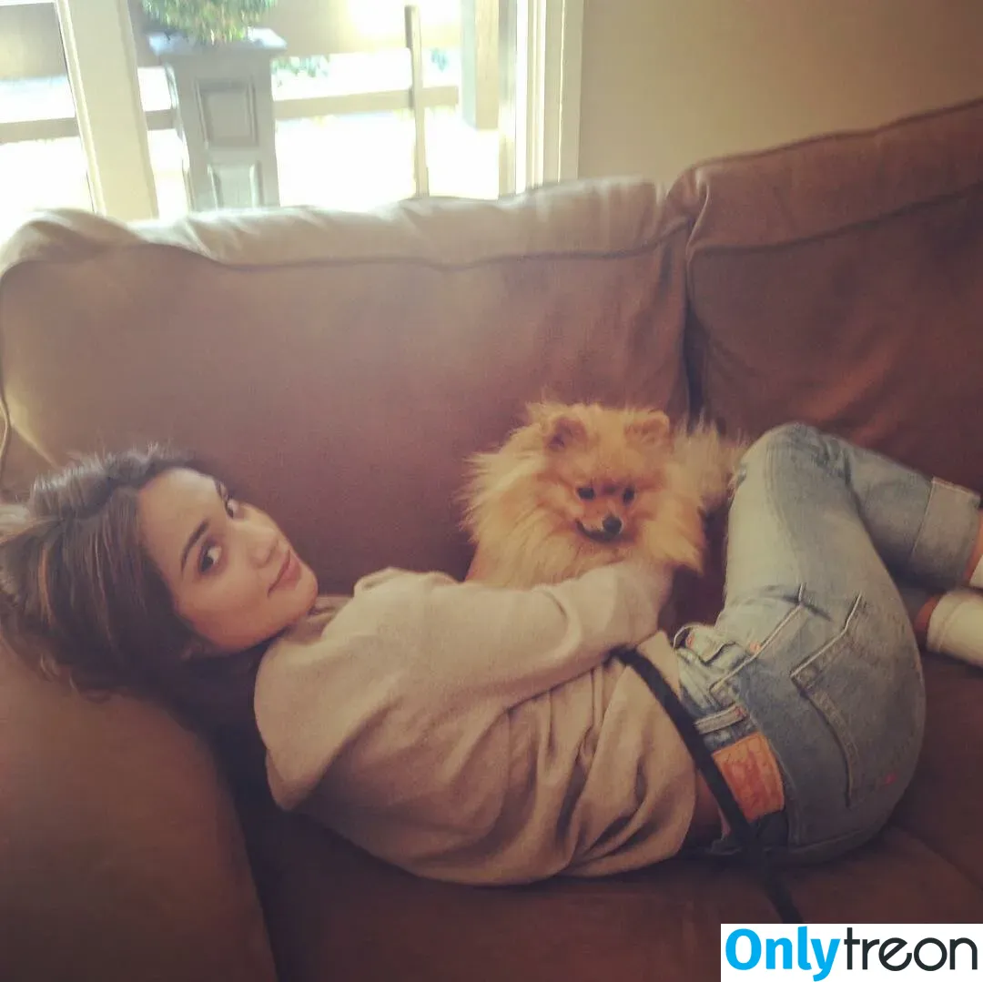 Summer Bishil голая photo #0018 (SummerBishil1 / summerybishil)