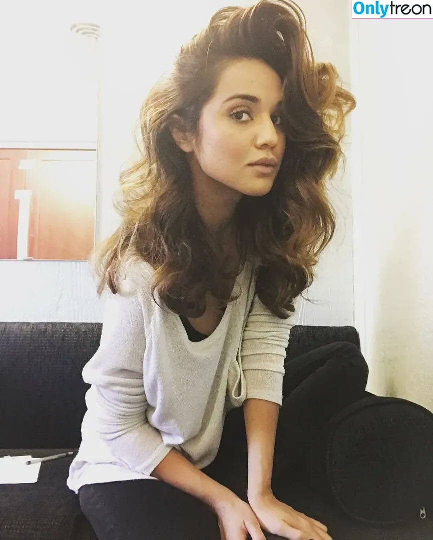 Summer Bishil голая photo #0053 (SummerBishil1 / summerybishil)