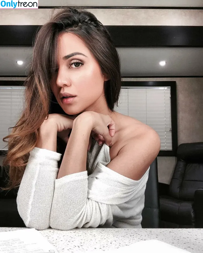 Summer Bishil голая photo #0088 (SummerBishil1 / summerybishil)